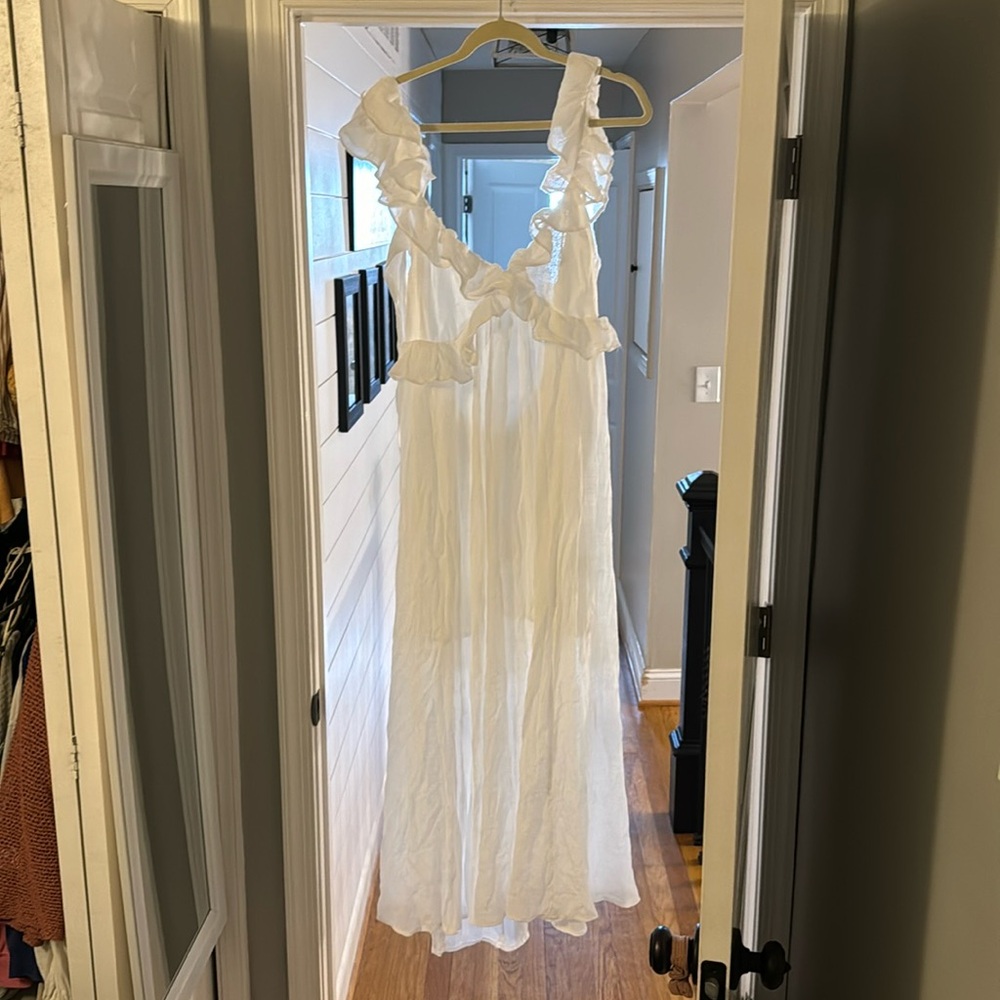 Ruffle tie back maxi dress